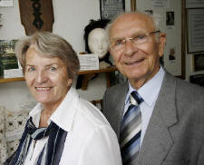 Sie kmmerten sich viele Jahre um den Erhalt der Angerapper Heimatstube. Horst und Eva Preu im Jahr 2008.